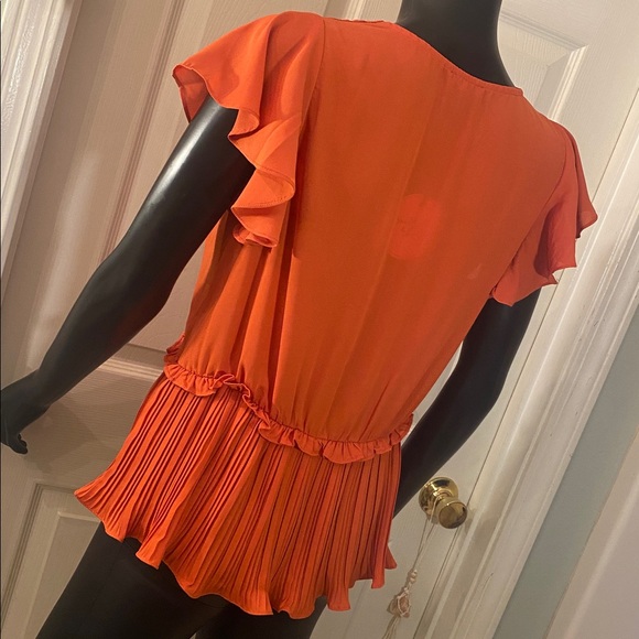 MILK & HONEY Ruffled V-Neck Blouse - Vibrant Orange NWTs - Picture 6 of 10